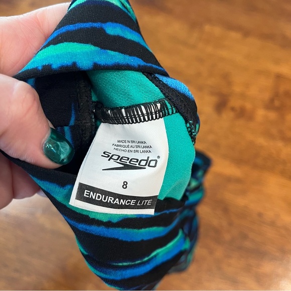 Speedo Women’s Endurance Lite swim top lie black size 8 - Picture 3 of 4